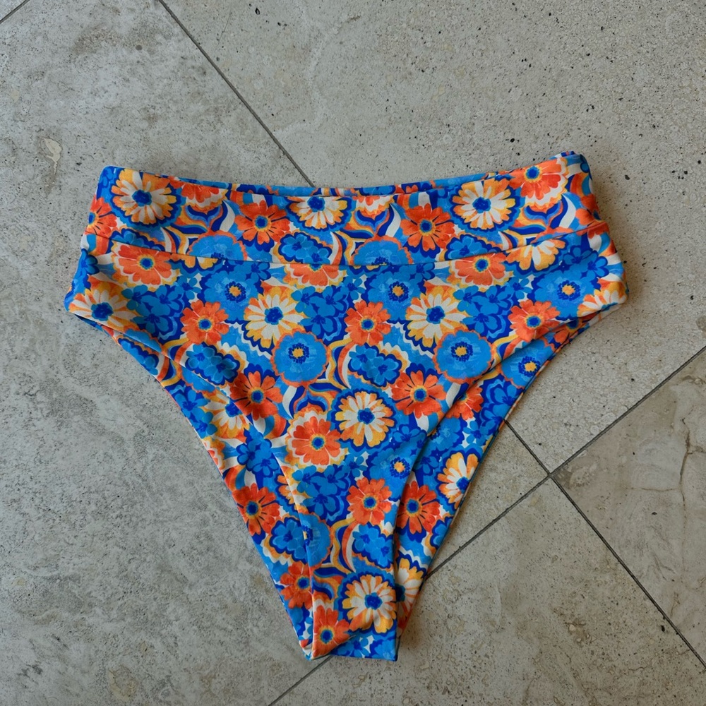 Kulani Kinis Floral High-Waisted Bikini Bottoms
